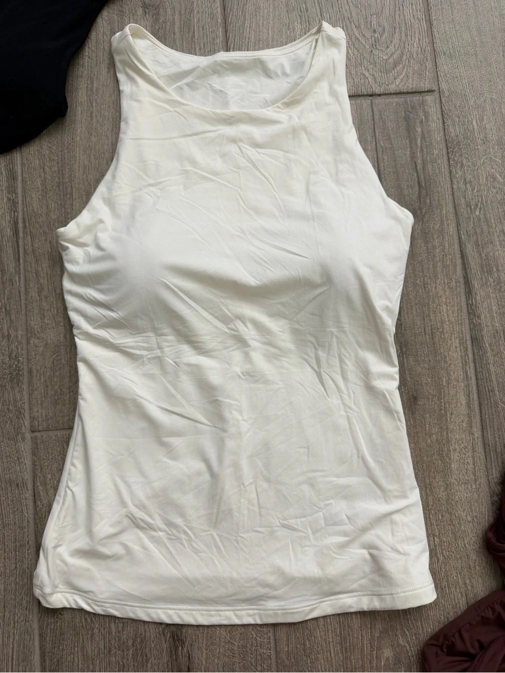 Amazons basic tanks (skims dupe 5 pack)